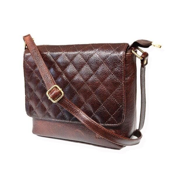 Diamond Culcita Genuine Leather Shoulder Bag in Brown